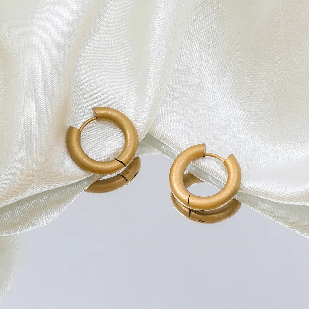 muun studios Elma Matte Øreringe - 18K Guldbelagt Earring 18K Gold Plated